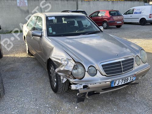 Brugte MERCEDES-BENZ E-CLASS (W210)  E 220 CDI (210.006)  2148774