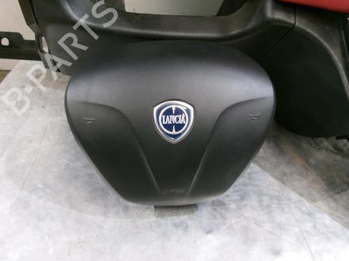 Used Dashboard Dashboard LANCIA YPSILON (312_) 1.3 D Multijet (312.YXE1A, 312.YXU1A) (95 hp) 22326675 22326675