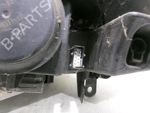 Right headlight PEUGEOT 407 SW (6E_, 6D_) 2.0 HDi 135 | BP22540156C29 
