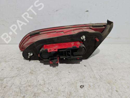 Used Left tailgate light Left tailgate light ALFA ROMEO 159 (939_) 2.4 JTDM (939AXD12, 939AXD1B) (200 hp) 22327502 22327502