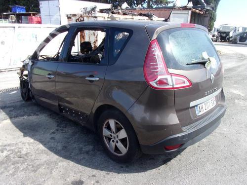 Left tailgate light RENAULT SCÉNIC III (JZ0/1_) 1.5 dCi | BP22539262C79 