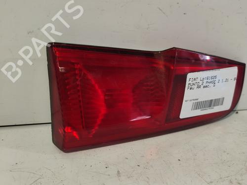 Used Left tailgate light Left tailgate light FIAT PUNTO (188_) 1.2 60 (188.030, .050, .130, .150, .230, .250) (60 hp) 22327507 22327507