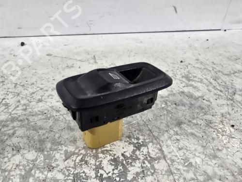 Used Right front window switch Right front window switch FORD FIESTA VI (CB1, CCN) 1.4 TDCi (70 hp) 33995389 33995389