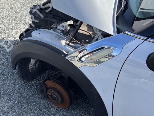 Used Left front fenders Left front fenders MINI MINI COUNTRYMAN (R60) Cooper D (112 hp) 33419005 33419005