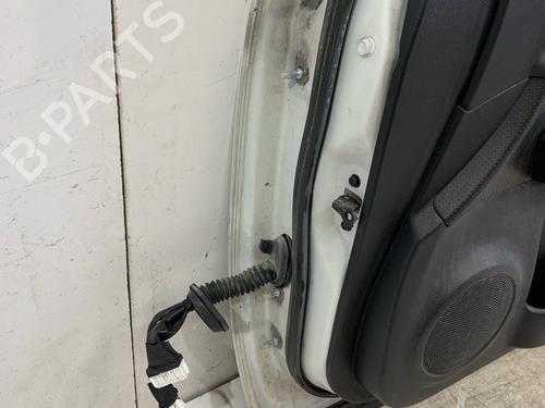 Used Right front door Right front door NISSAN X-TRAIL II (T31) 2.0 dCi 4x4 (150 hp) 39897521 39897521