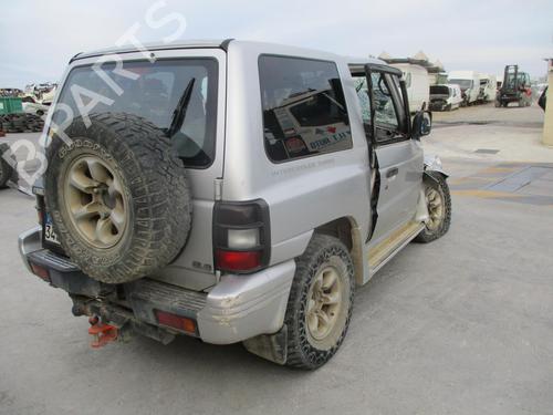 Faro sinistro MITSUBISHI PAJERO II (V3_W, V2_W, V4_W, V5_W) 2.5 TD 4WD (V24W) | BP22324860C28 