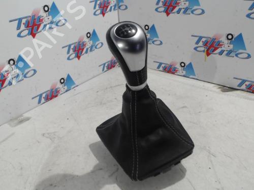 Used Shift knob Shift knob MERCEDES-BENZ A-CLASS (W176) A 180 (176.042) (122 hp) 22324035 22324035