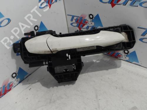 Used Front right exterior door handle MERCEDES-BENZ A-CLASS (W176) A 180 (176.042) (122 hp) 22324032