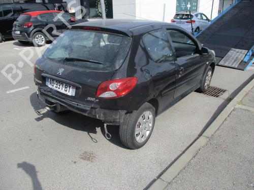 Brugte PEUGEOT 206+ (2L_, 2M_) 1.4 HDi eco 70 (68 hp) 4286654