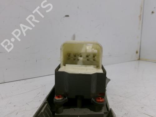 Used Left front window switch Left front window switch TOYOTA YARIS (_P9_) 1.4 D-4D (NLP90_, NLP90R) (90 hp) 22326438 22326438