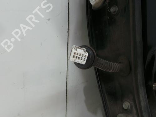 Used Right rear door Right rear door TOYOTA YARIS (_P9_) 1.4 D-4D (NLP90_, NLP90R) (90 hp) 32853824 32853824