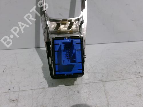 Switch PEUGEOT 3008 II SUV (MC_, MR_, MJ_, M4_) 1.6 BlueHDi 120 | BP22327804I30 