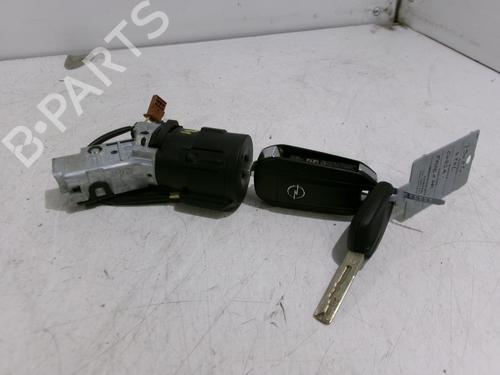 Used Ignition barrel OPEL CORSA F (P2JO) 1.2 (68) (75 hp) 22325463