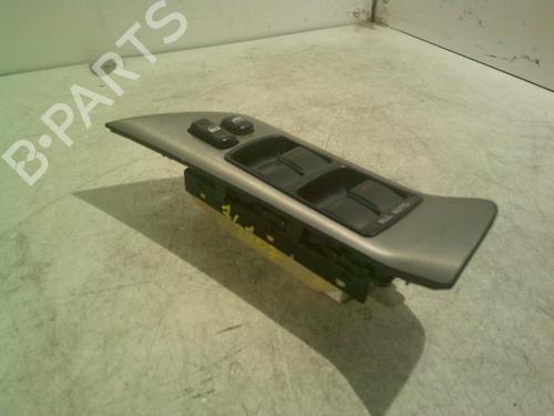 Used Left front window switch Left front window switch LEXUS RX (MCU15) 300 AWD (MCU15) (201 hp) 22325062 22325062