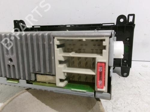 Used Radio Radio MERCEDES-BENZ A-CLASS (W169) A 150 (169.031, 169.331) (95 hp) 28175103 28175103