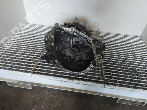 gearbox-peugeot-208-i-ca_-cc_-2012-2013-2014-2015-2016-2017-2018-2019-2020-2021-32494608 main image