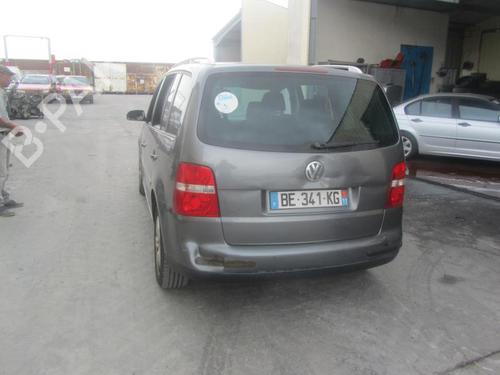 Right front fog light VW TOURAN (1T1, 1T2) 2.0 TDI 16V | BP22329004C31 