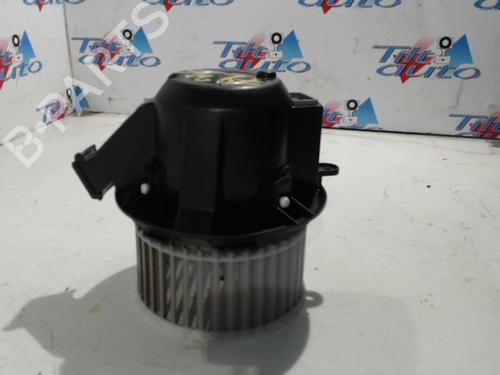 Used Heater blower motor Heater blower motor RENAULT TWINGO III (BCM_, BCA_) 0.9 TCe 90 (BCM9, BCM2) (90 hp) 22329091 22329091