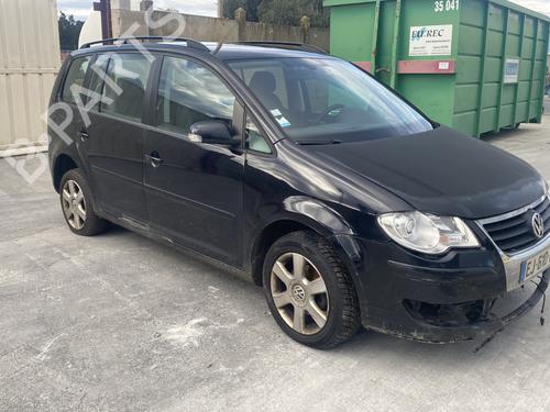 Radio VW TOURAN (1T1, 1T2) 2.0 TDI 16V | BP23332725E6 