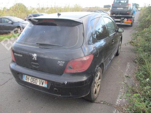 Left mirror PEUGEOT 307 (3A/C) 1.6 HDi 110 | BP22540036C26 