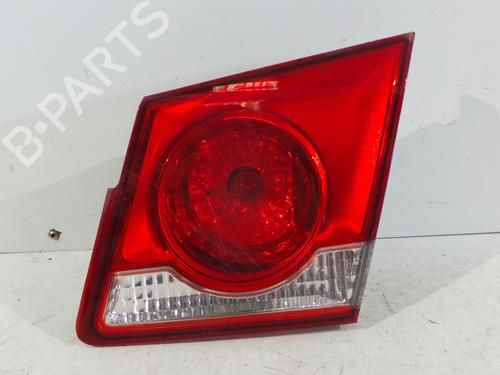 Used Right tailgate light CHEVROLET CRUZE (J300) 2.0 CDI (163 hp) 29706811