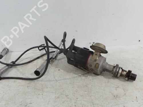 Used Ignition distributor AUDI 80 B3 Saloon (893, 894, 8A2) 1.8 S (90 hp) 27898443