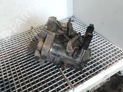 Used Gearbox Gearbox VW POLO V (6R1, 6C1) 1.2 (70 hp) 31042620 31042620