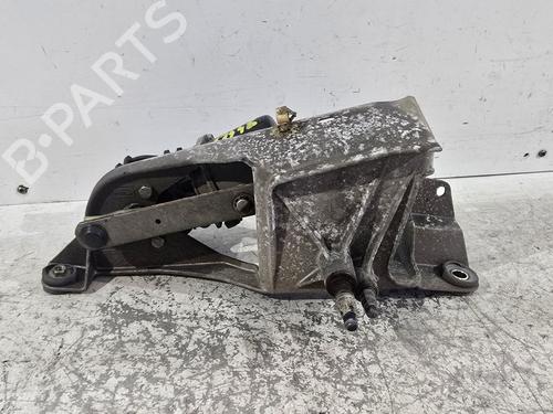 Used Front wiper motor Front wiper motor RENAULT TWINGO I (C06_) 1.2 (C066, C068) (58 hp) 33180450 33180450