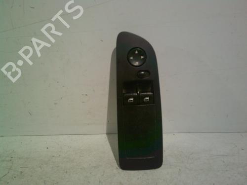 Used Left front window switch BMW 1 (E81) 118 d (143 hp) 30751008