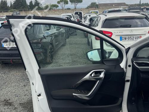 left-front-door-peugeot-2008-i-cu_-2013-38531561 main image