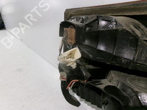 Used Right tailgate light Right tailgate light TOYOTA PREVIA II (_R3_) 2.0 D-4D (CLR30_, CLR30R) (116 hp) 26658802 26658802