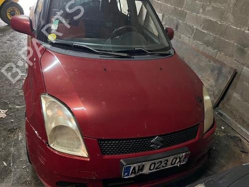 Brugte SUZUKI SWIFT III (MZ, EZ) 1.3 (RS413, ZC11S) (92 hp) 4262382