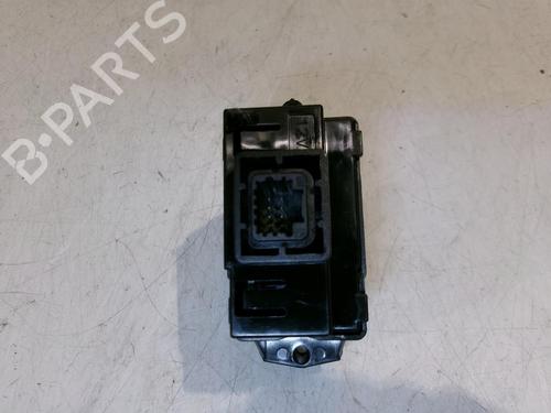 Used Switch Switch RENAULT LAGUNA III (BT0/1) 2.0 dCi (BT07, BT0J, BT14, BT1A, BT1S) (131 hp) 22539745 22539745