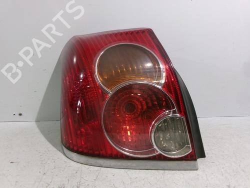 Venstre Baklys TOYOTA AVENSIS (_T25_) 2.0 D-4D (ADT250_, ADT250R) (126 hp) 29504442