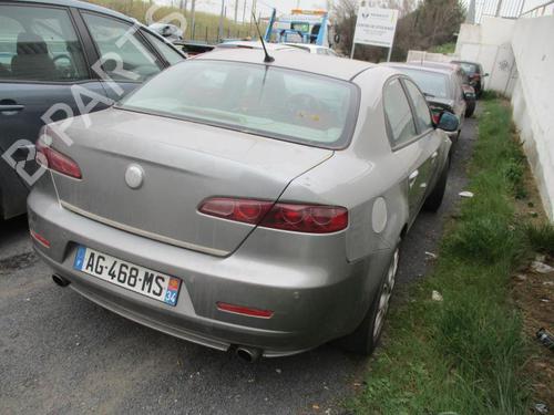Left tailgate light ALFA ROMEO 159 (939_) 2.4 JTDM (939AXD12, 939AXD1B) | BP28155787C79 