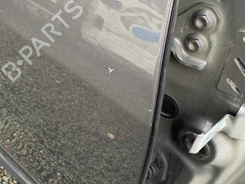 Used Right front door Right front door 24503638 24503638