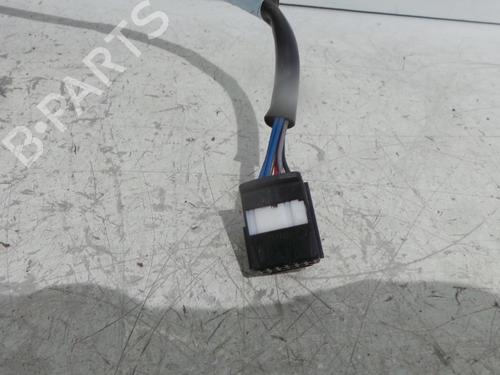 left-mirror-renault-clio-iv-bh_-2012-2013-2014-2015-2016-2017-2018-2019-2020-2021-39724217 main image