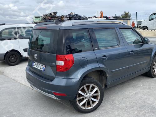 Left front fog light SKODA YETI (5L) 1.4 TSI | BP25407872C30  - Image 8