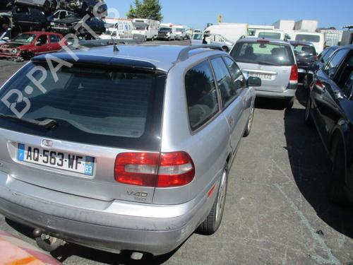 Left front indicator VOLVO V40 Estate (645) 1.9 DI | BP22328125C32 