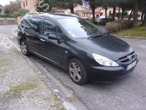 Right mirror PEUGEOT 307 Break (3E) 2.0 HDI 110 | BP22540032C27 