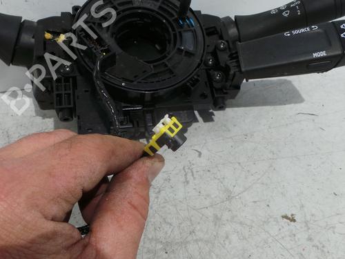 Steering column stalk RENAULT CLIO V (B7_) 1.0 SCe 75 (B7M5) | BP37738803I23 - Image 2