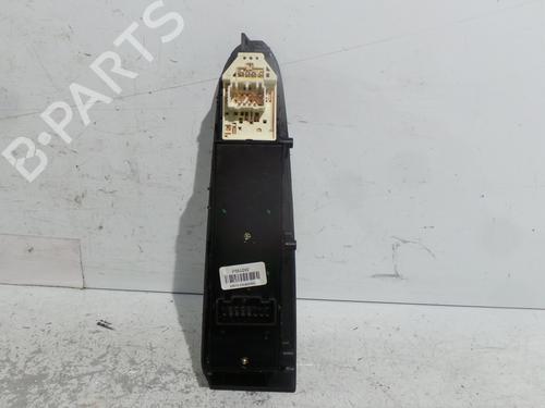 Used Left front window switch Left front window switch KIA SPORTAGE III (SL) 2.0 CRDi (136 hp) 39712131 39712131