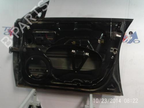 Used Right front door MERCEDES-BENZ CLS (C219) CLS 320 CDI (219.322) (224 hp) 22538819