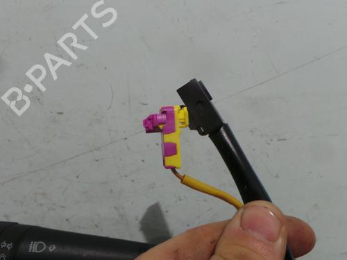 Used Steering column stalk Steering column stalk FIAT 500L (351_, 352_) 1.6 D Multijet (199LYD1B) (105 hp) 40174582 40174582