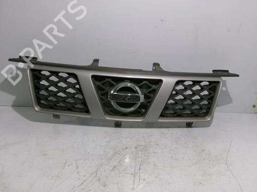 Used Grille NISSAN X-TRAIL I (T30) 2.2 dCi 4x4 (136 hp) 22323337