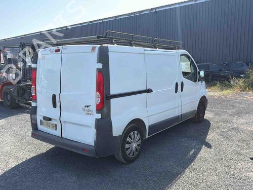 Højre side skydedør RENAULT TRAFIC II Van (FL) 2.0 dCi 90 (FL0H, FL00, FL01, FL0M, FL0P, FL0S) | BP39395921C75  - Image 8