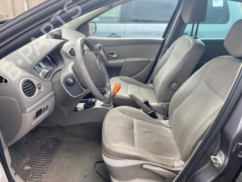 Dashboard RENAULT CLIO III (BR0/1, CR0/1) | BP37010022C46 - Image 12
