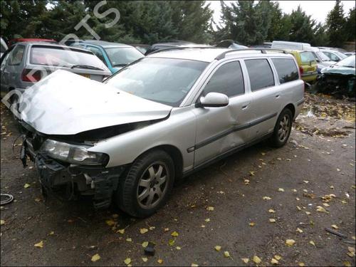 Used Parts VOLVO V70 II (285)  D5  2069063