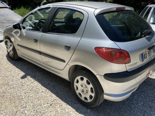Left mirror PEUGEOT 206 Hatchback (2A/C) 1.4 HDi eco 70 | BP25477452C26 