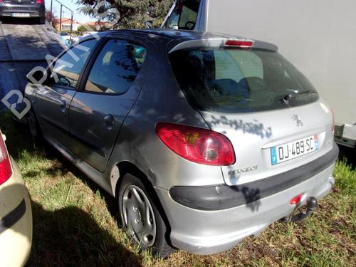Left mirror PEUGEOT 206 Hatchback (2A/C) 1.4 HDi eco 70 | BP22539176C26 